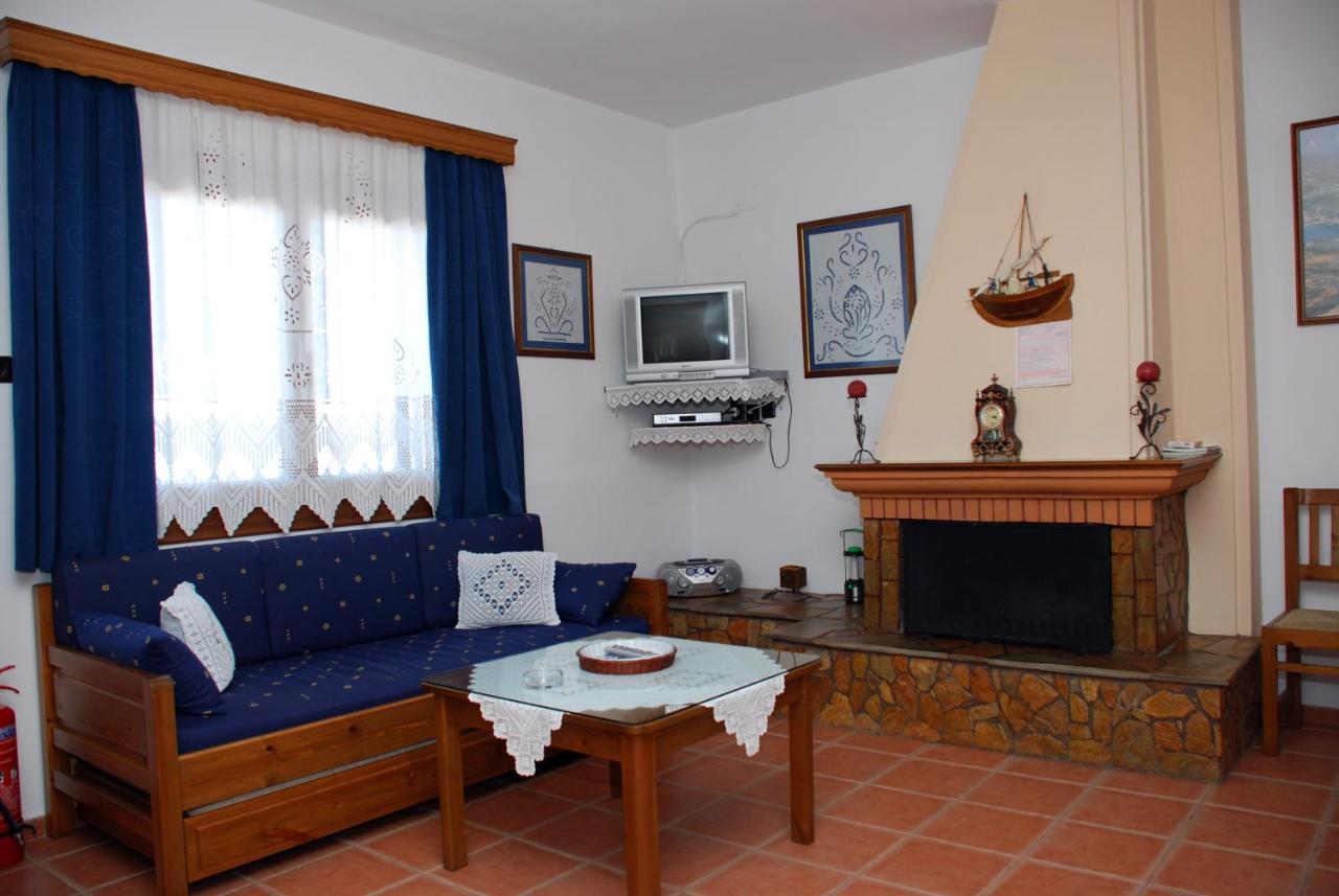 Vila Elena 1astoning view Steni Vala Alonissos Buitenkant foto